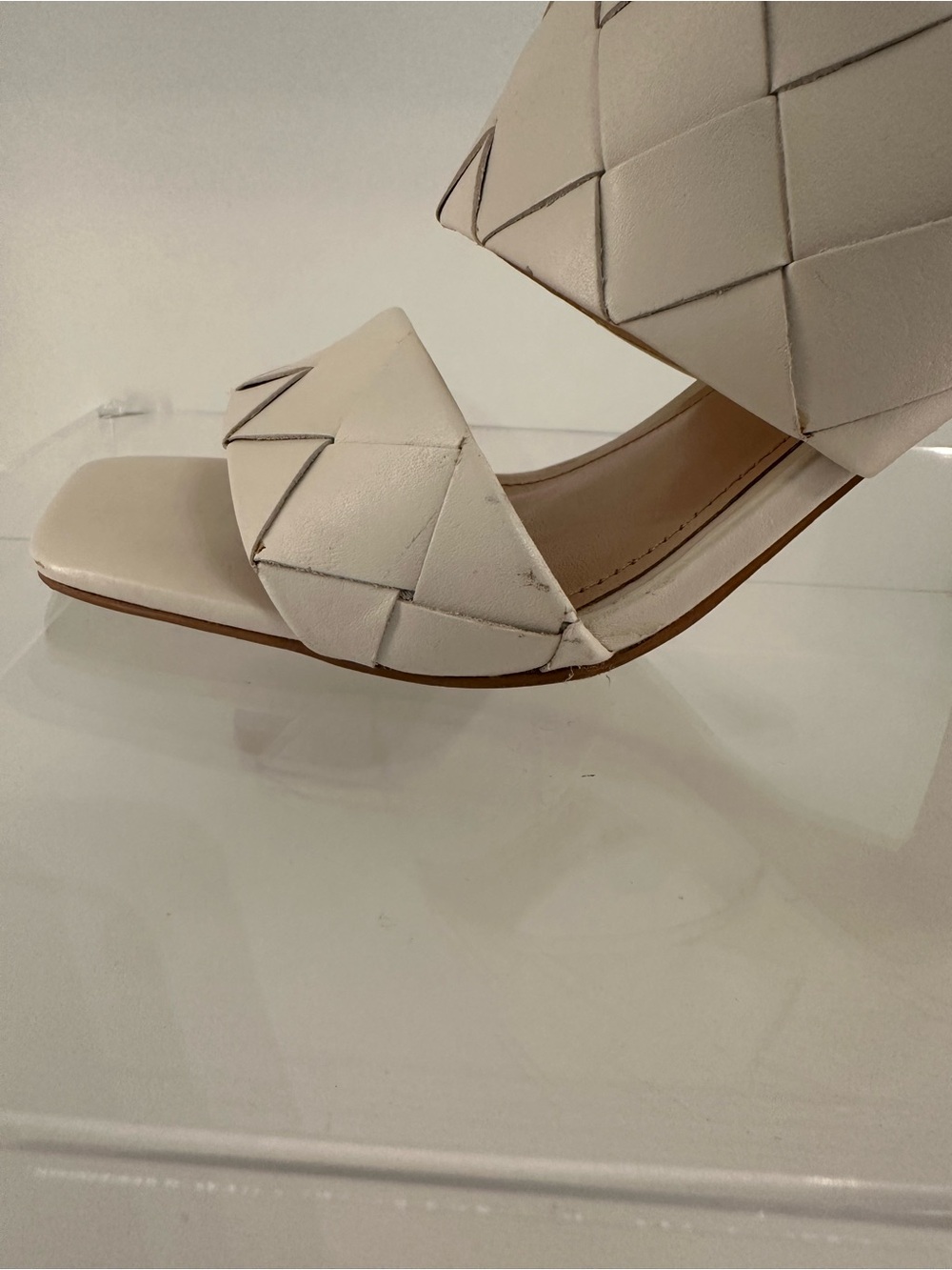 Vince Camuto Candiala Sandal Heels Womens Bone Napa Beige Leather. Size 7M - Picture 10 of 12